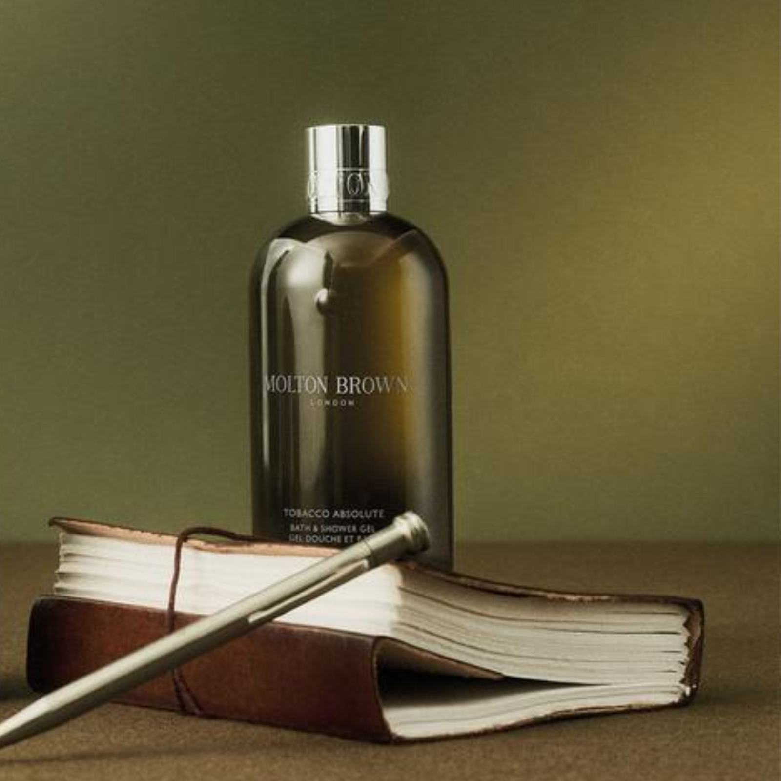 Molton Brown Tobacco Absolute Bath &amp; Shower Gel 300ml